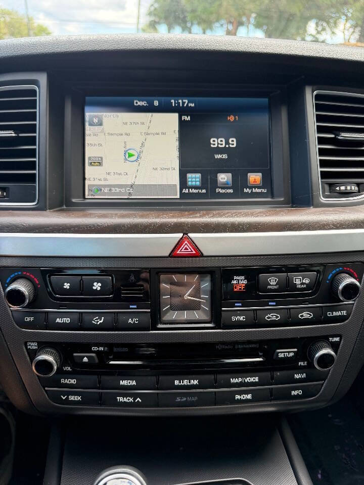 Used 2015 Hyundai Genesis 5.0 image 29