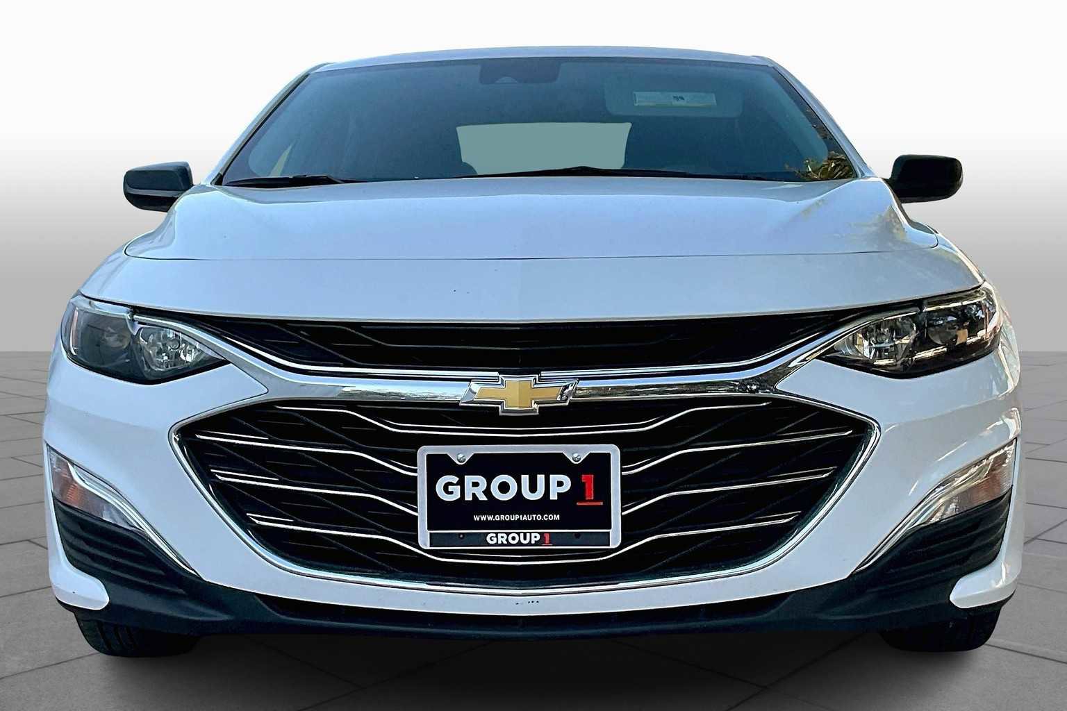 Used 2023 Chevrolet Malibu LS image 3