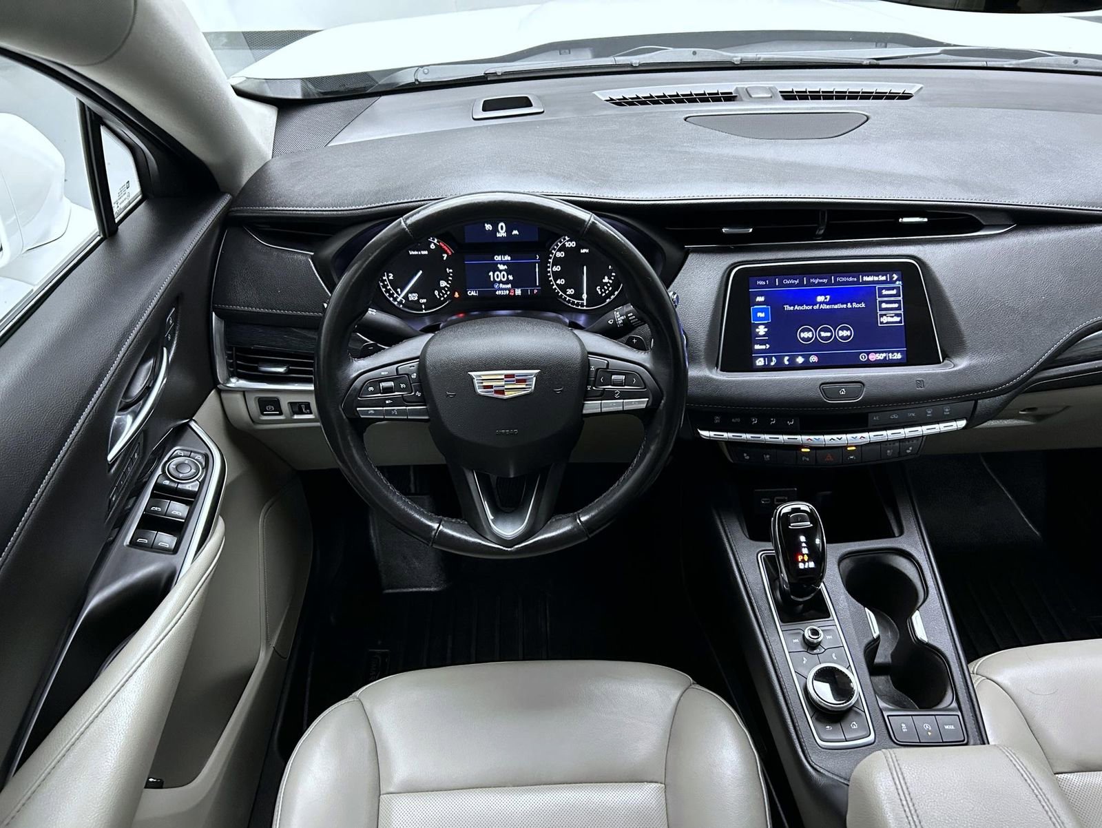 Used 2020 Cadillac XT4 Premium Luxury image 14