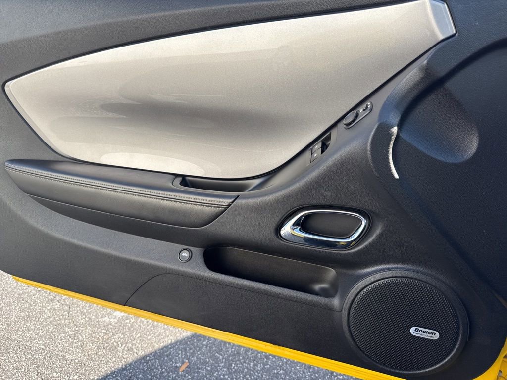 Used 2010 Chevrolet Camaro SS w/ RS Package image 23