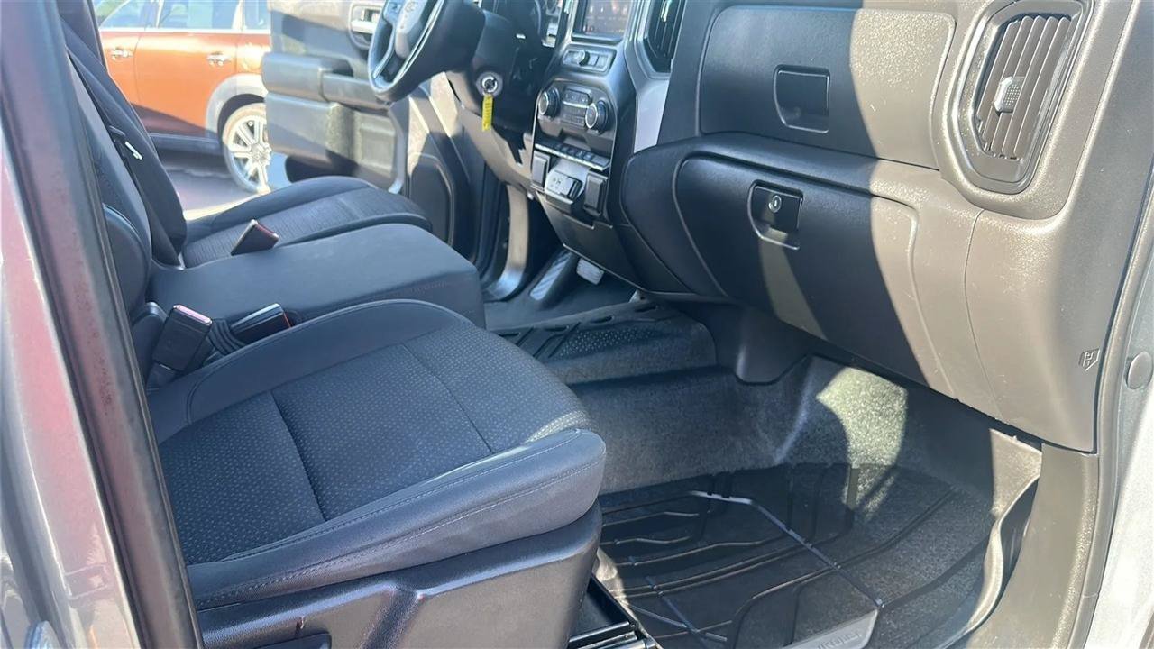Used 2022 Chevrolet Silverado 1500 Custom RWD image 34
