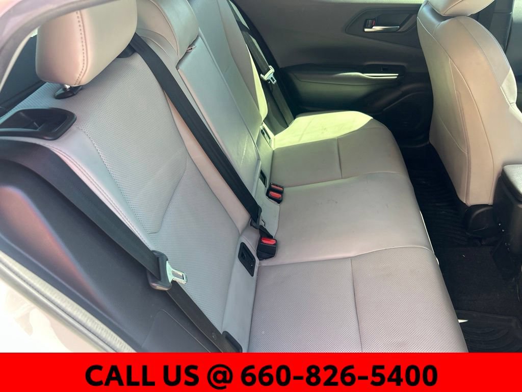 Used 2023 Toyota Prius Limited w/ Limited Premium Package FWD image 11
