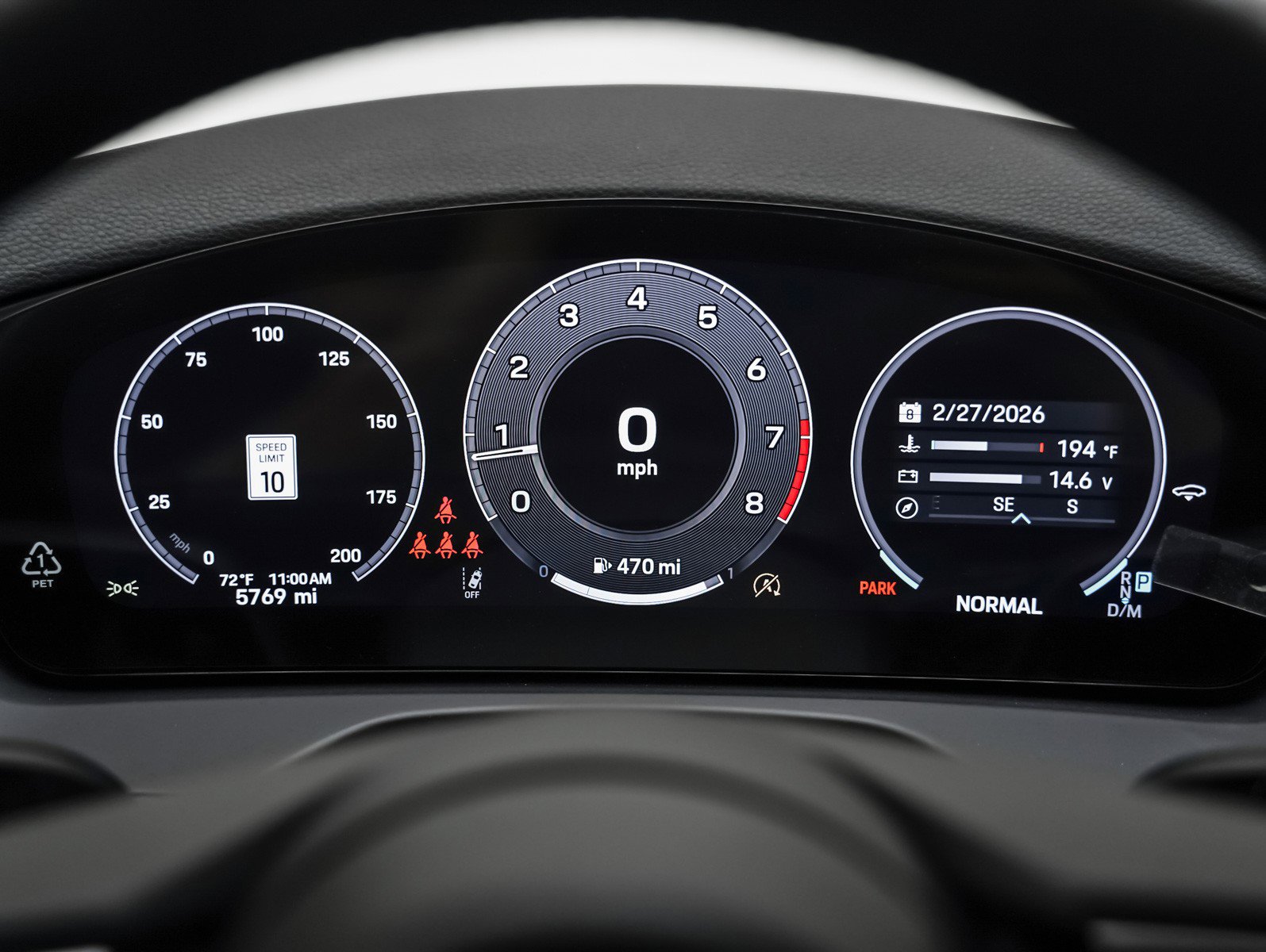 Certified 2025 Porsche Panamera image 18