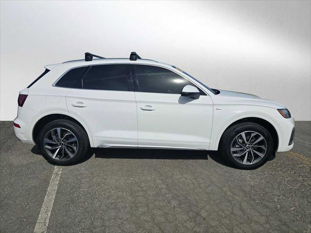 Used 2023 Audi Q5 2.0T Premium Plus w/ Premium Plus Package AWD/4WD image 2