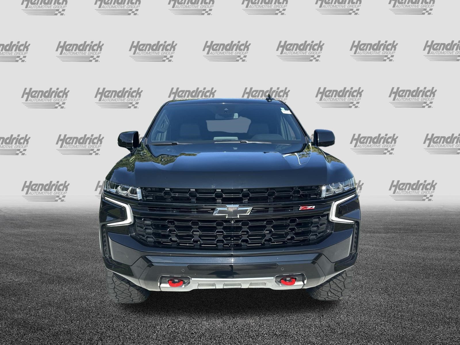 Used 2024 Chevrolet Tahoe Z71 w/ Luxury Package AWD/4WD image 3
