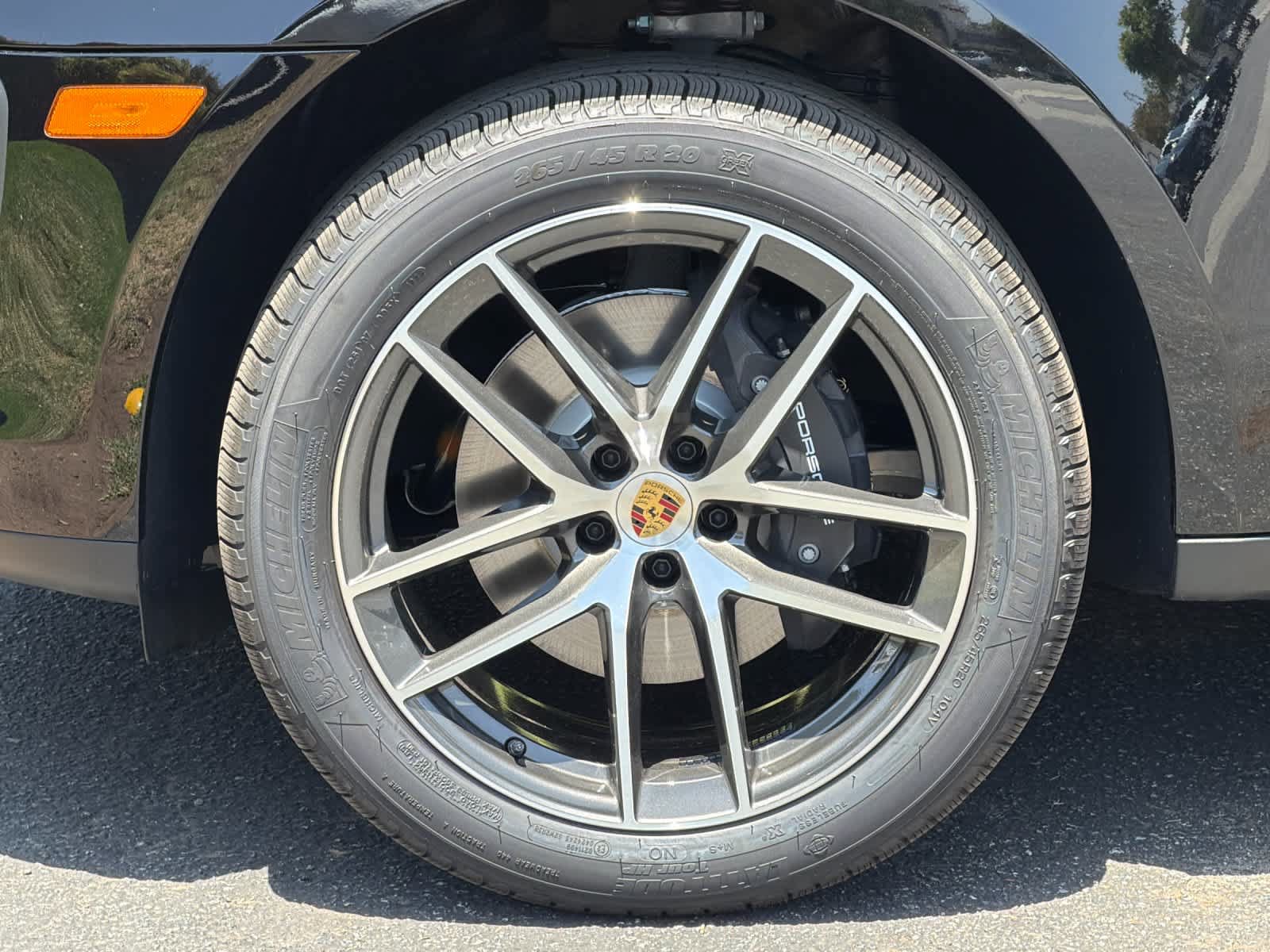 New 2026 Porsche Macan AWD/4WD image 30