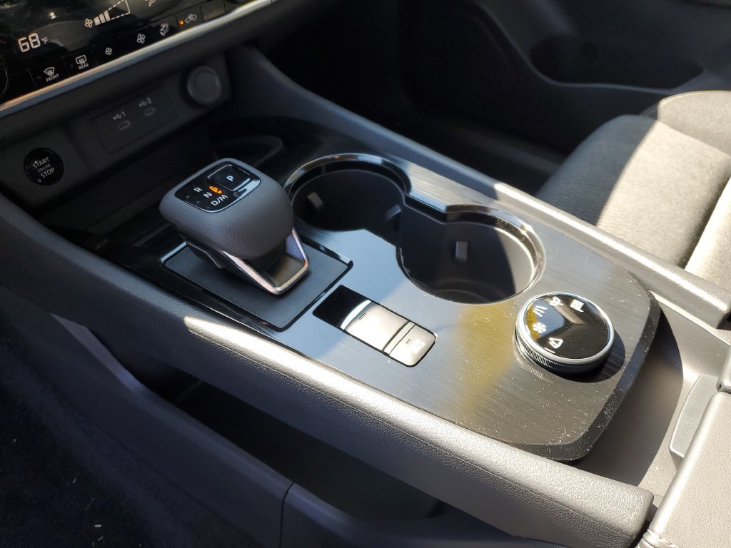 New 2026 Nissan Rogue SV AWD/4WD image 33