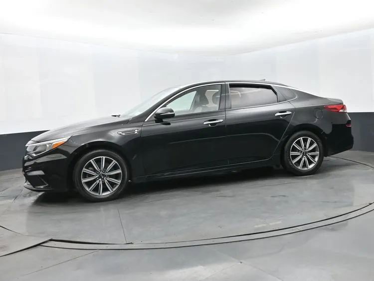 Used 2019 Kia Optima EX image 5