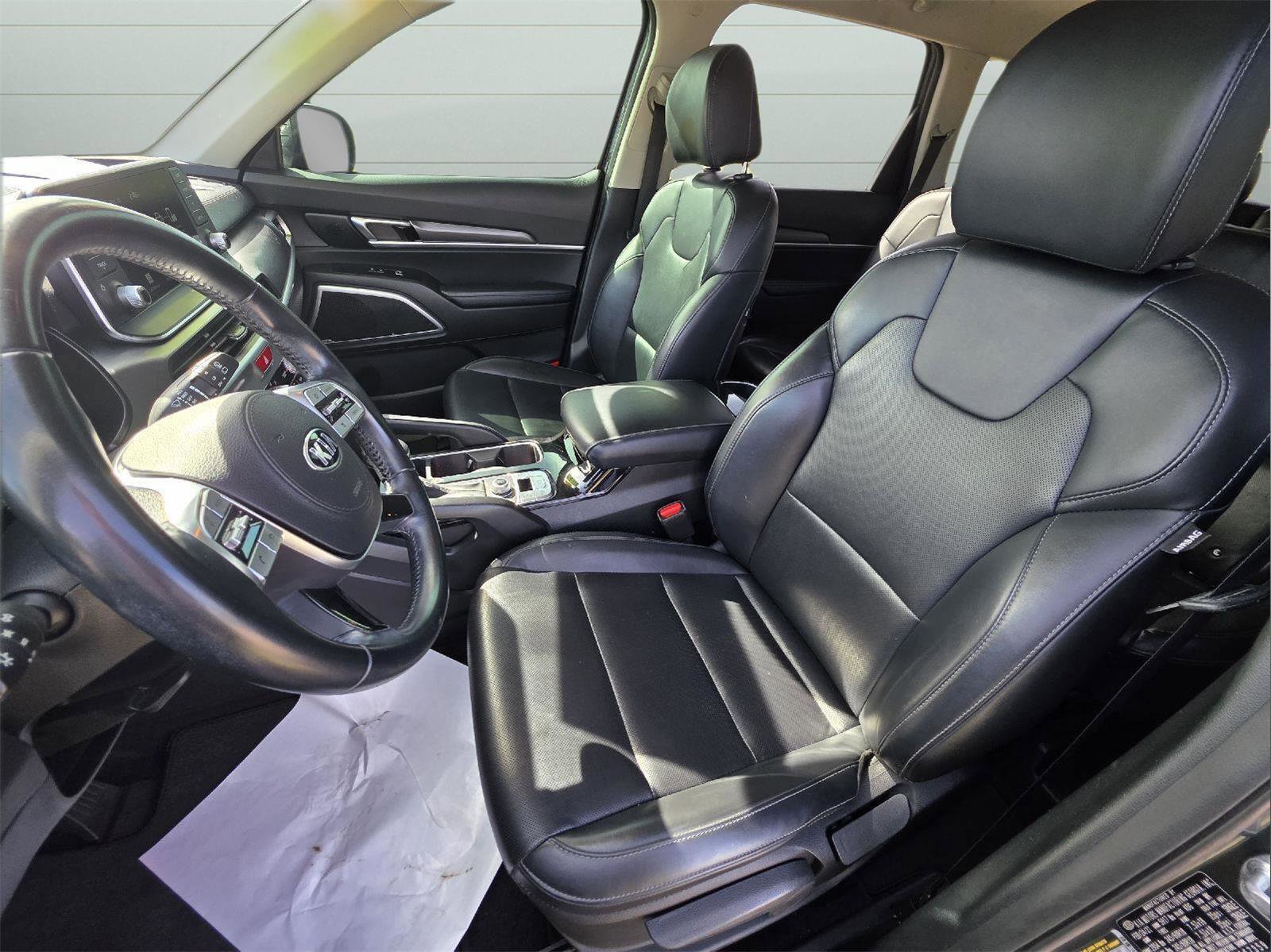 Used 2021 Kia Telluride LX image 11