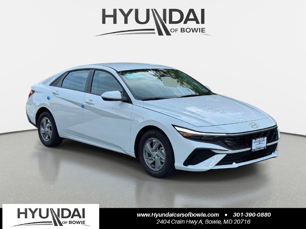New 2026 Hyundai Elantra SE FWD image 1