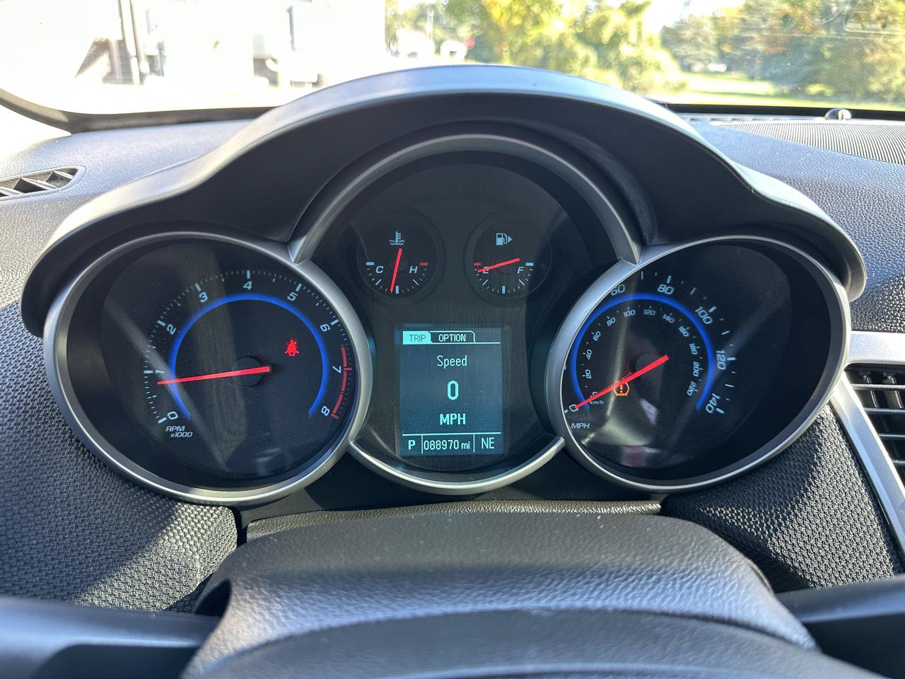 Used 2015 Chevrolet Cruze LT w/ Sun And Sound Package FWD image 20
