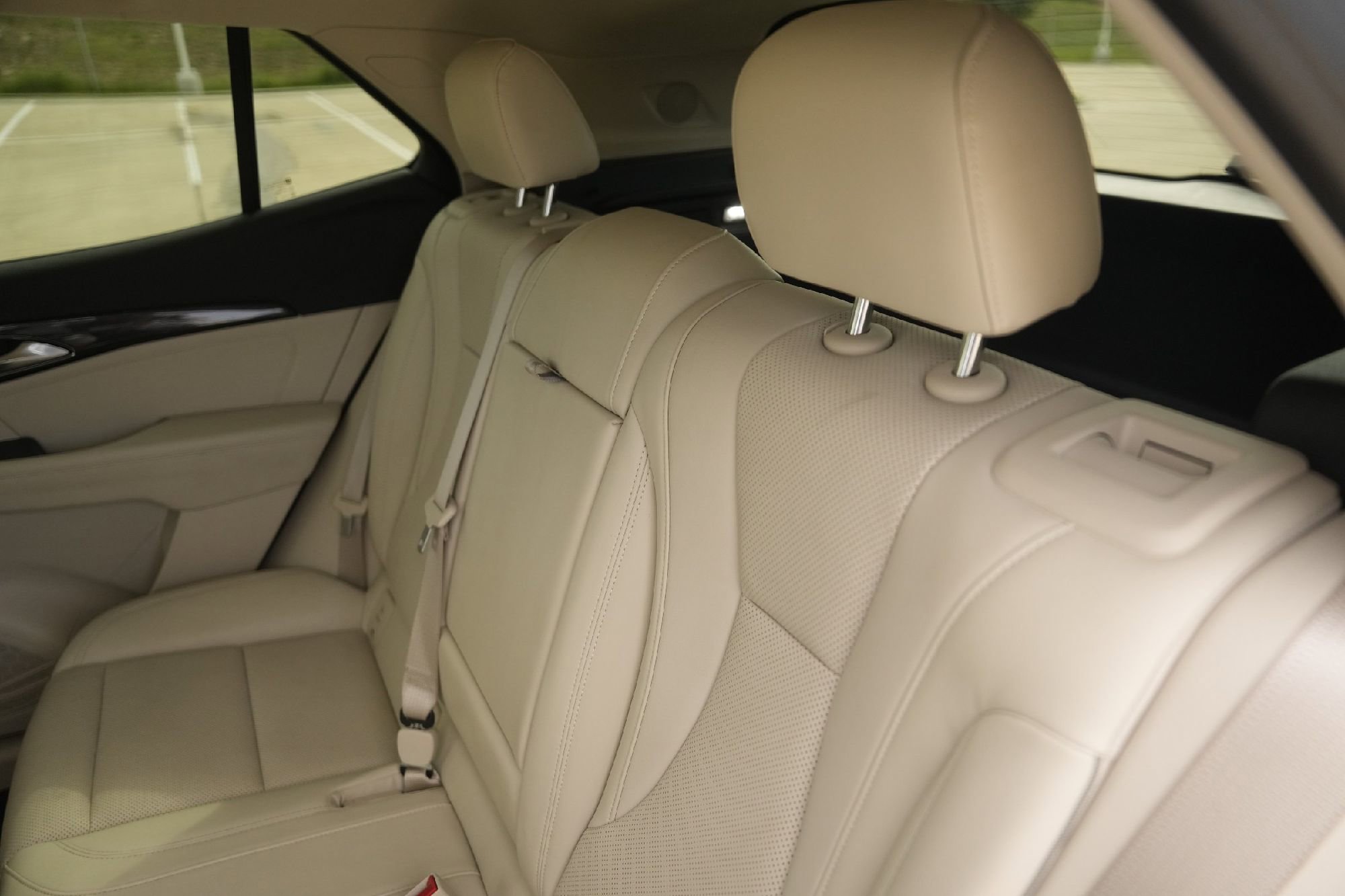 Used 2023 Buick Envision Essence image 28