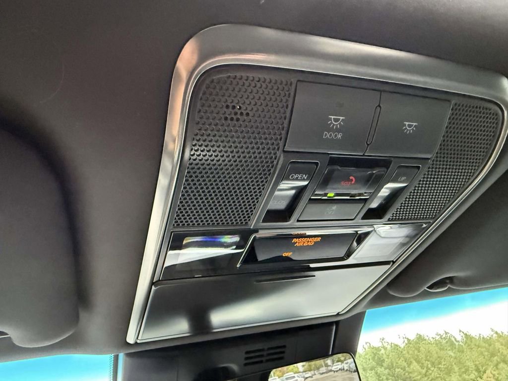 Used 2025 Lexus LX 700h Overtrail image 25