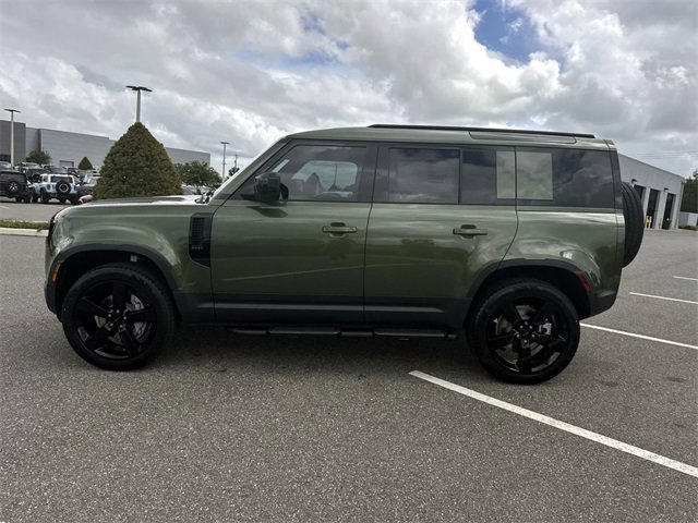 New 2026 Land Rover Defender 110 S image 2