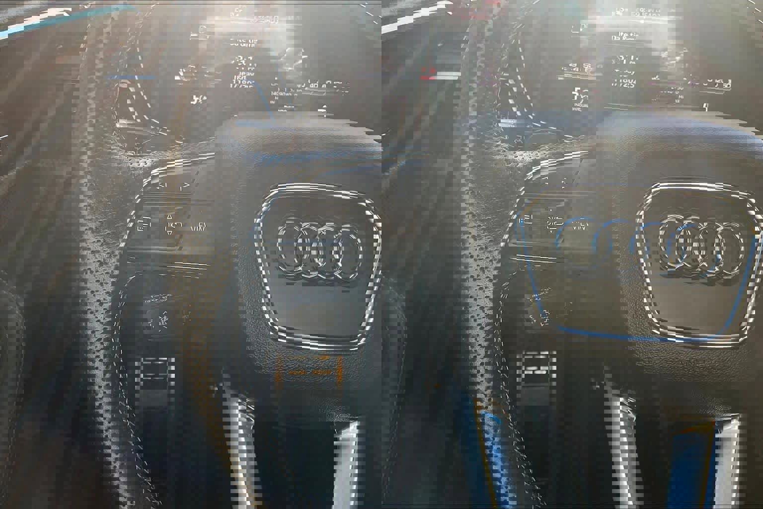 Used 2023 Audi S4 Premium Plus w/ Premium Plus Package image 19