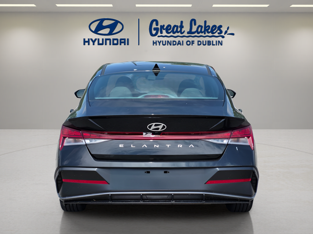 New 2026 Hyundai Elantra SEL Sport Premium FWD image 4