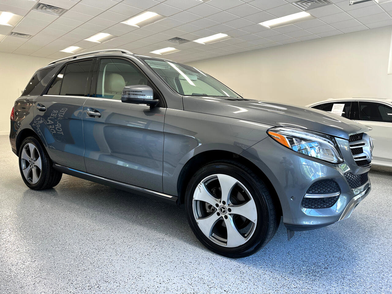 Used 2018 Mercedes-Benz GLE 350 4MATIC image 9