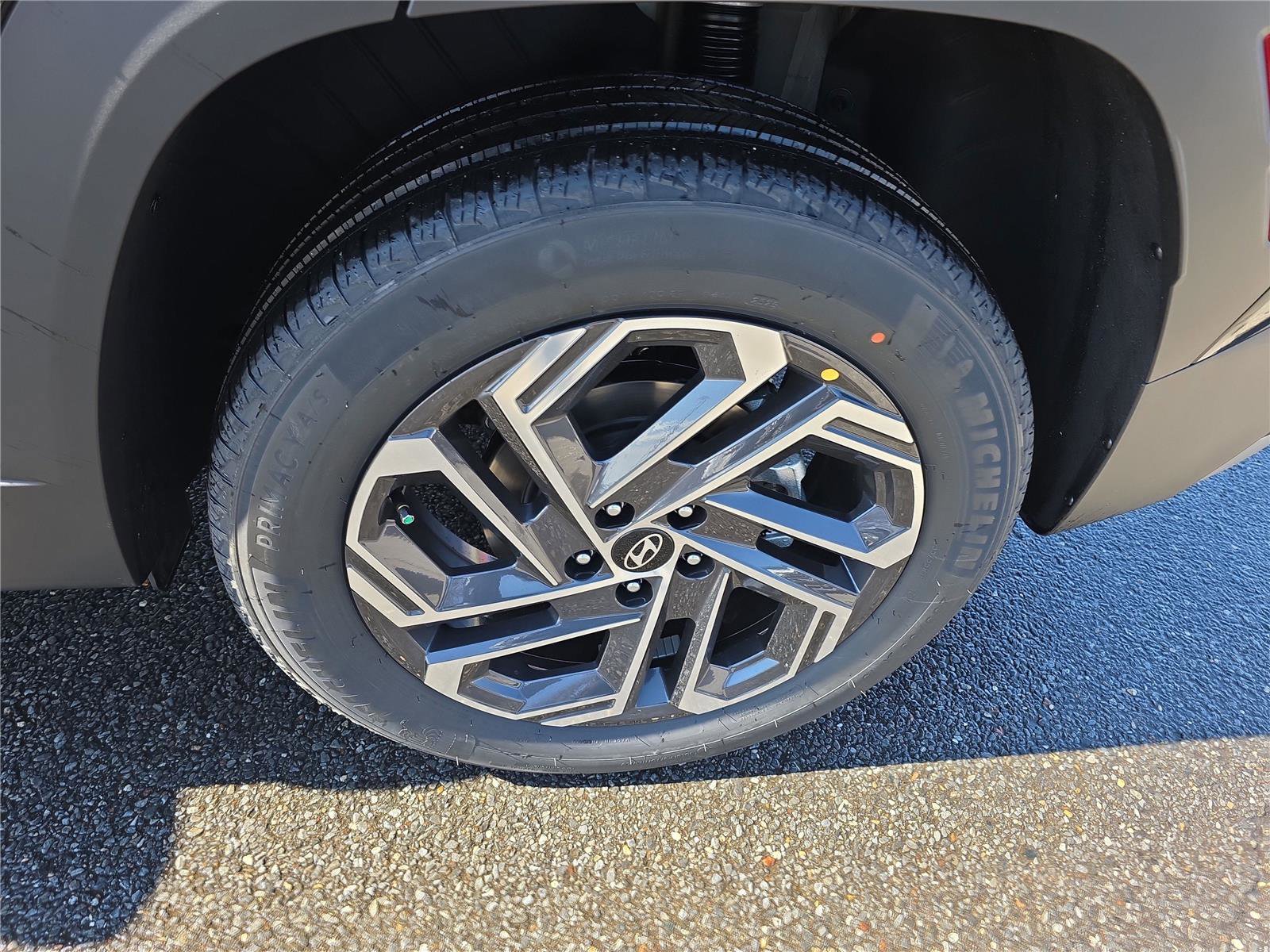 New 2026 Hyundai Tucson Limited image 9