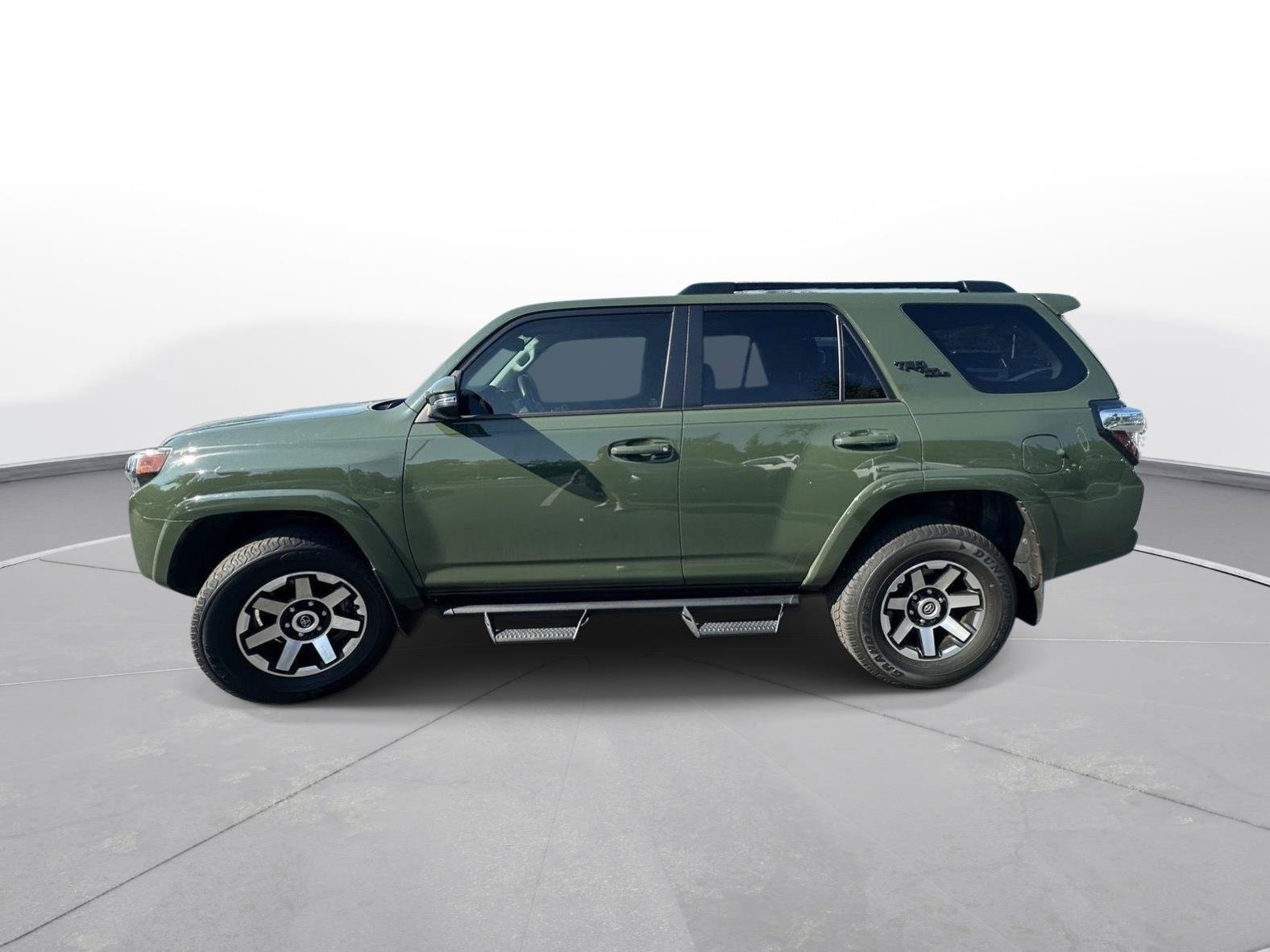 Used 2022 Toyota 4Runner TRD Off-Road Premium w/ Moonroof Package AWD/4WD image 8