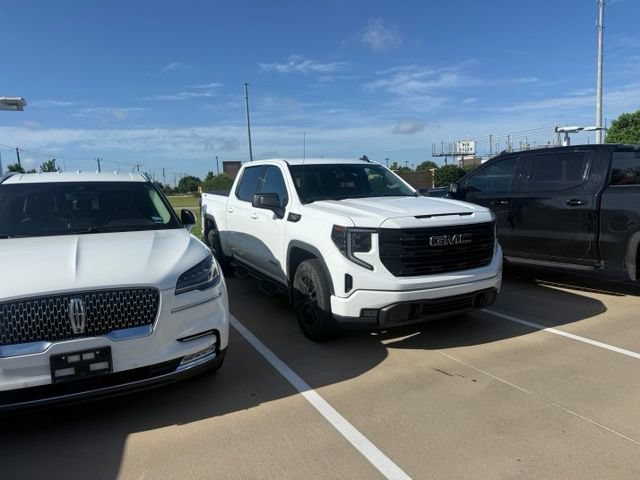 Used 2023 GMC Sierra 1500 Elevation w/ X31 Off-Road Package AWD/4WD image 2