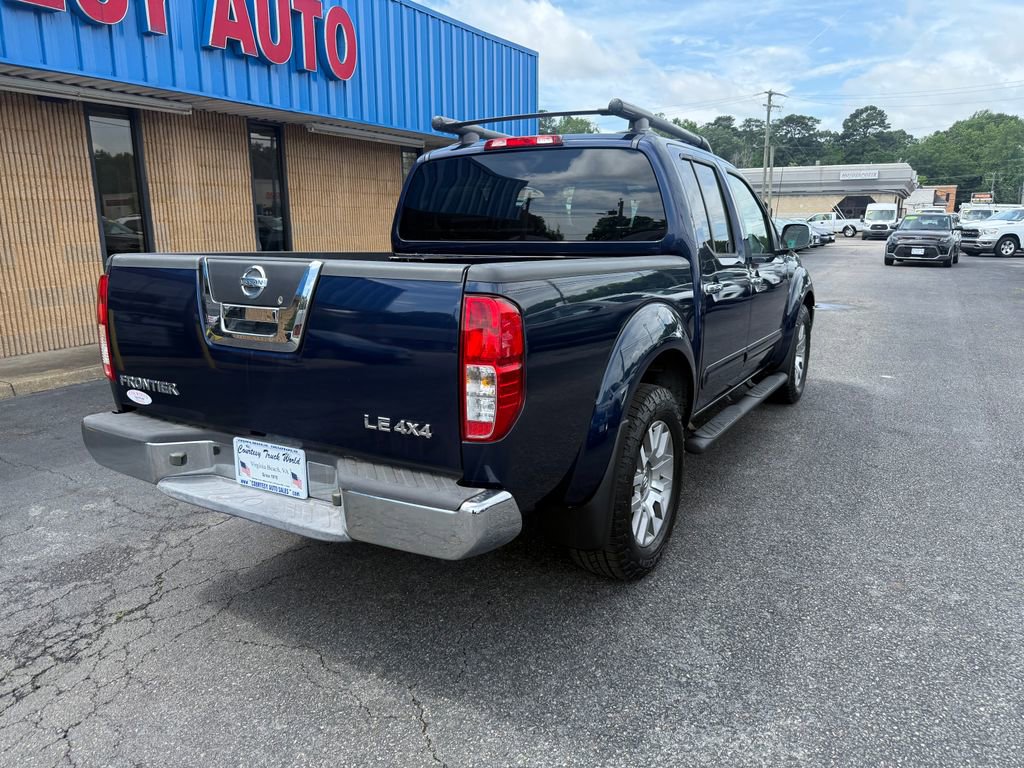 Used 2010 Nissan Frontier LE w/ LE Value Truck Pkg AWD/4WD image 11