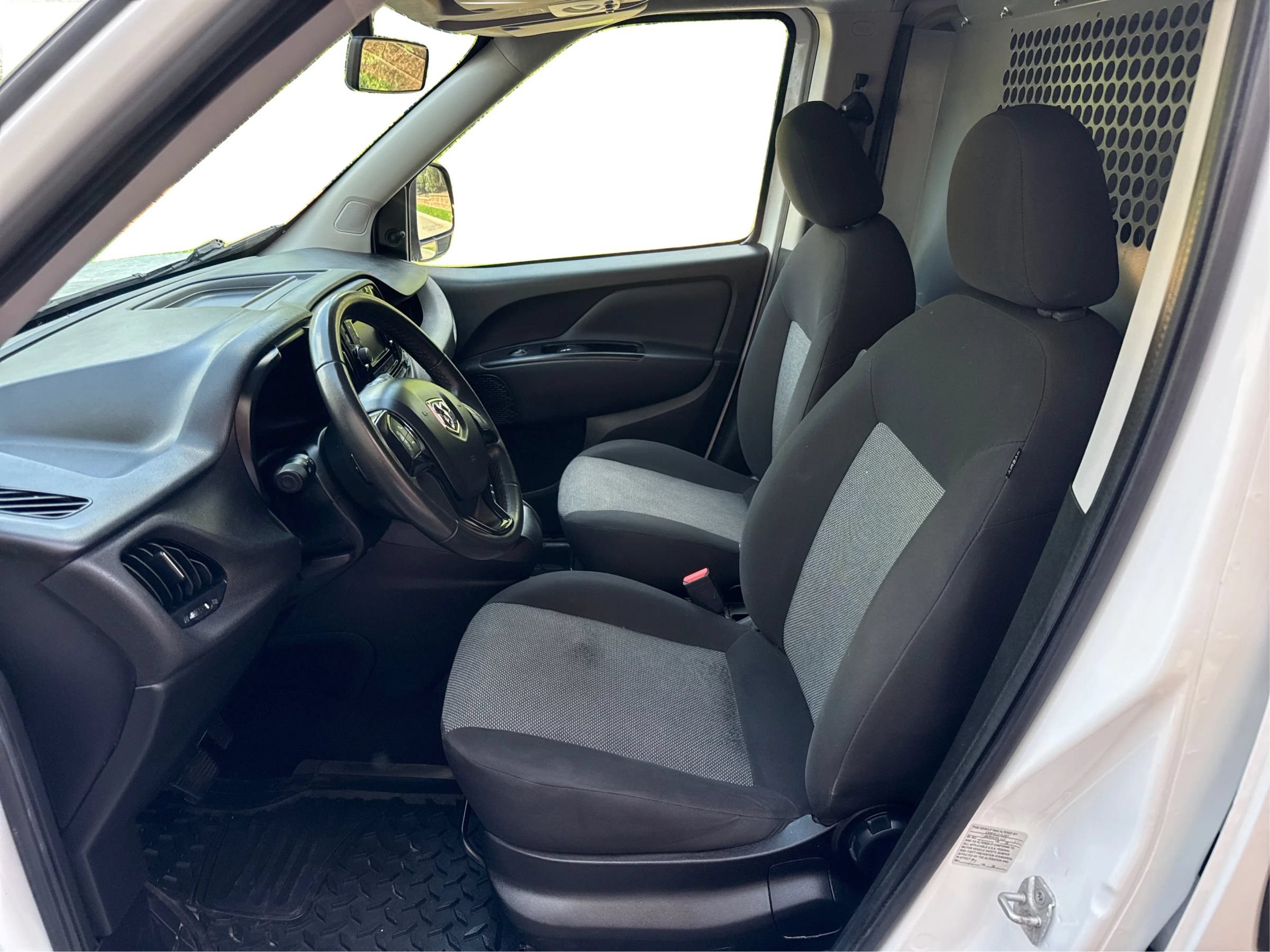 Used 2017 RAM ProMaster City Tradesman w/ Rear Back-up Camera Group FWD image 9