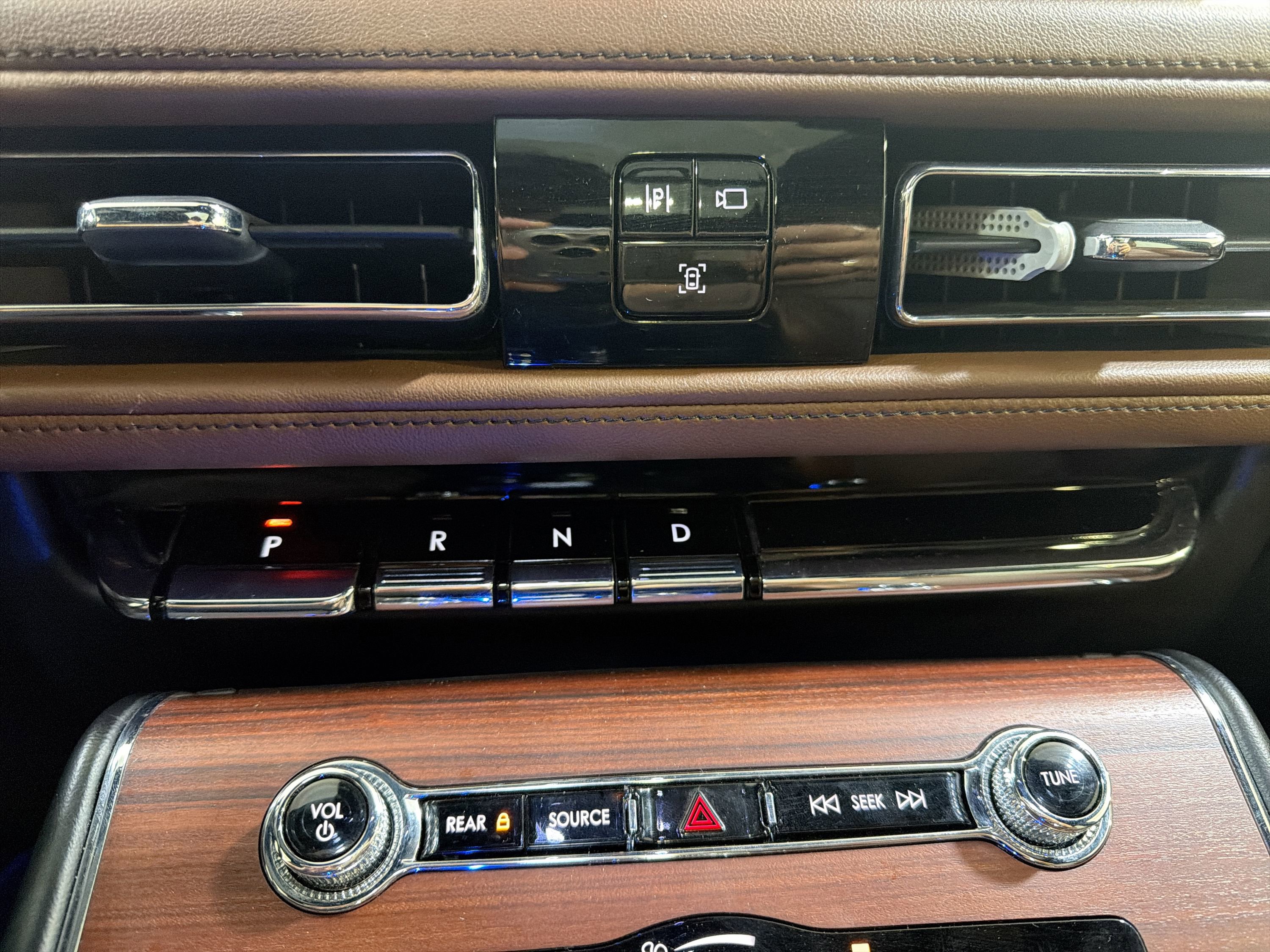 Used 2023 Lincoln Aviator Reserve w/ Elements Package Plus image 21
