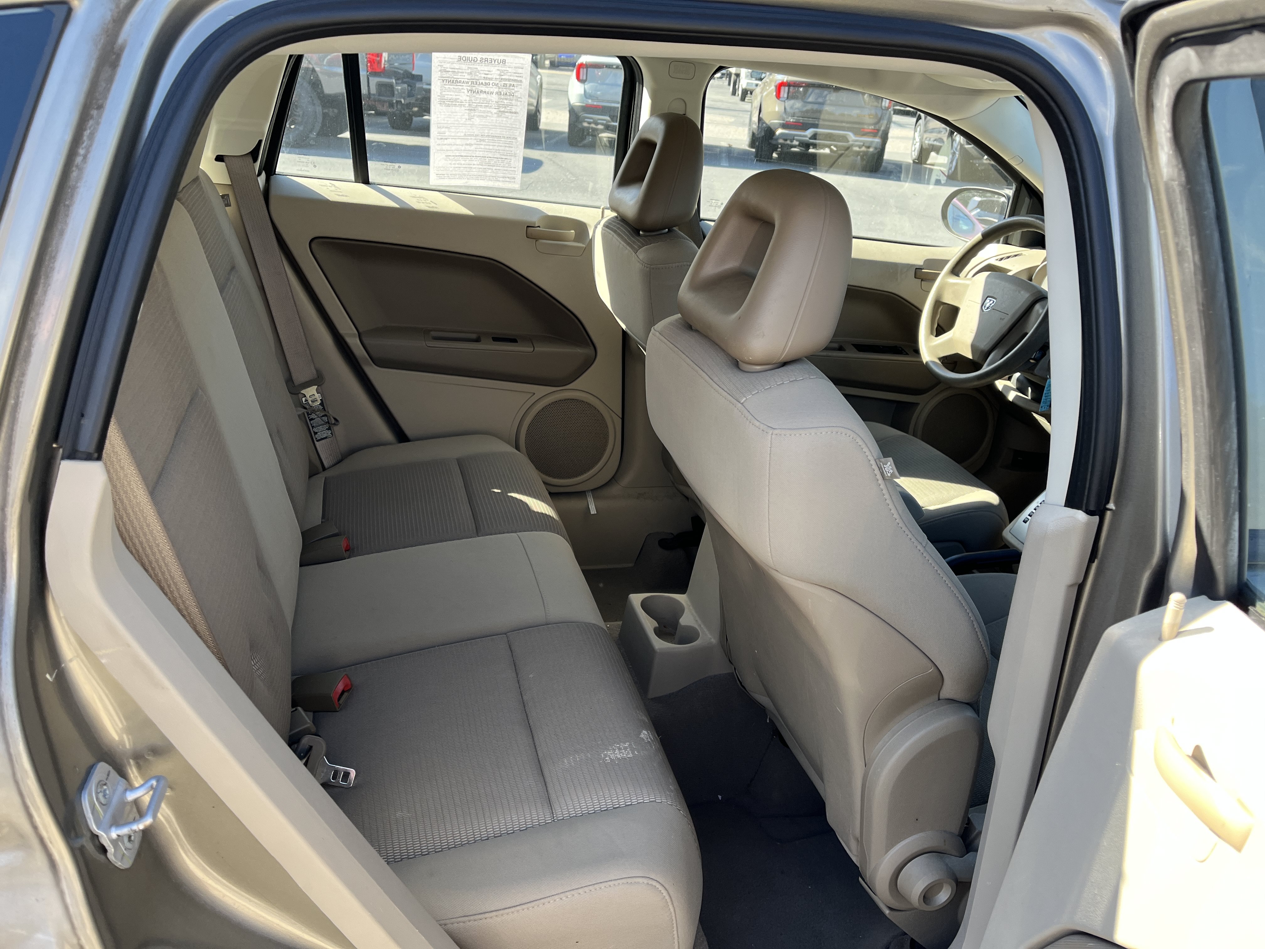 Used 2007 Dodge Caliber SXT FWD image 7