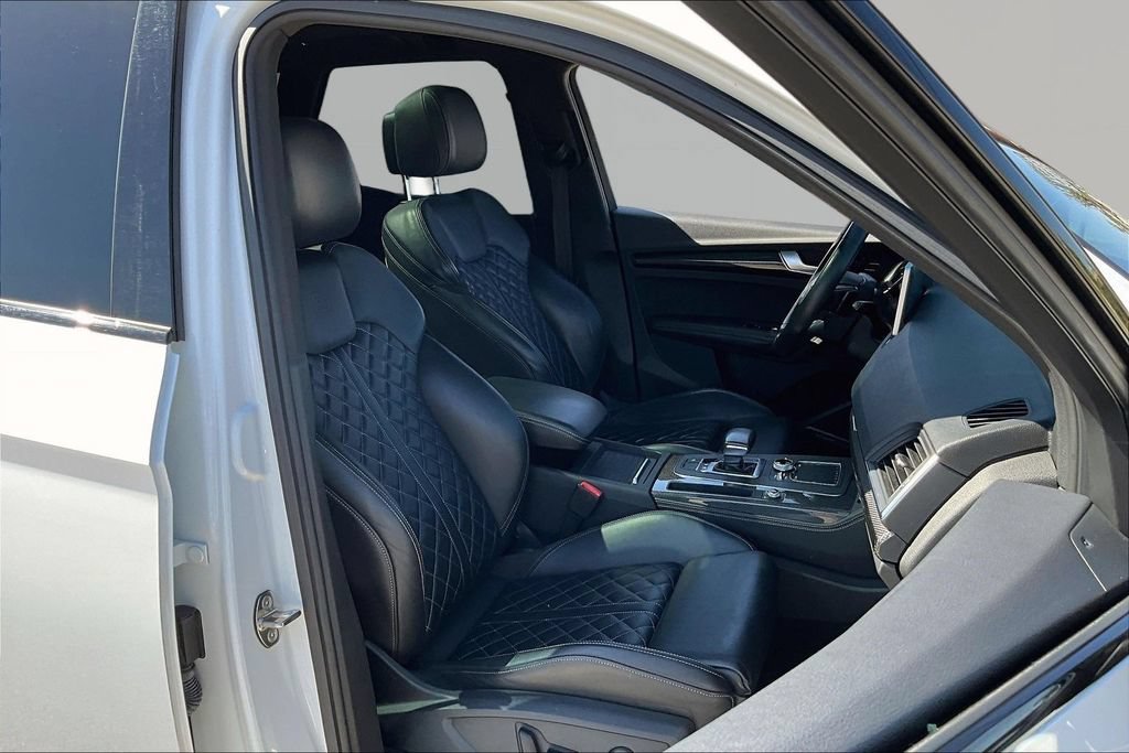 Used 2020 Audi SQ5 Premium Plus w/ Premium Plus Package AWD/4WD image 31