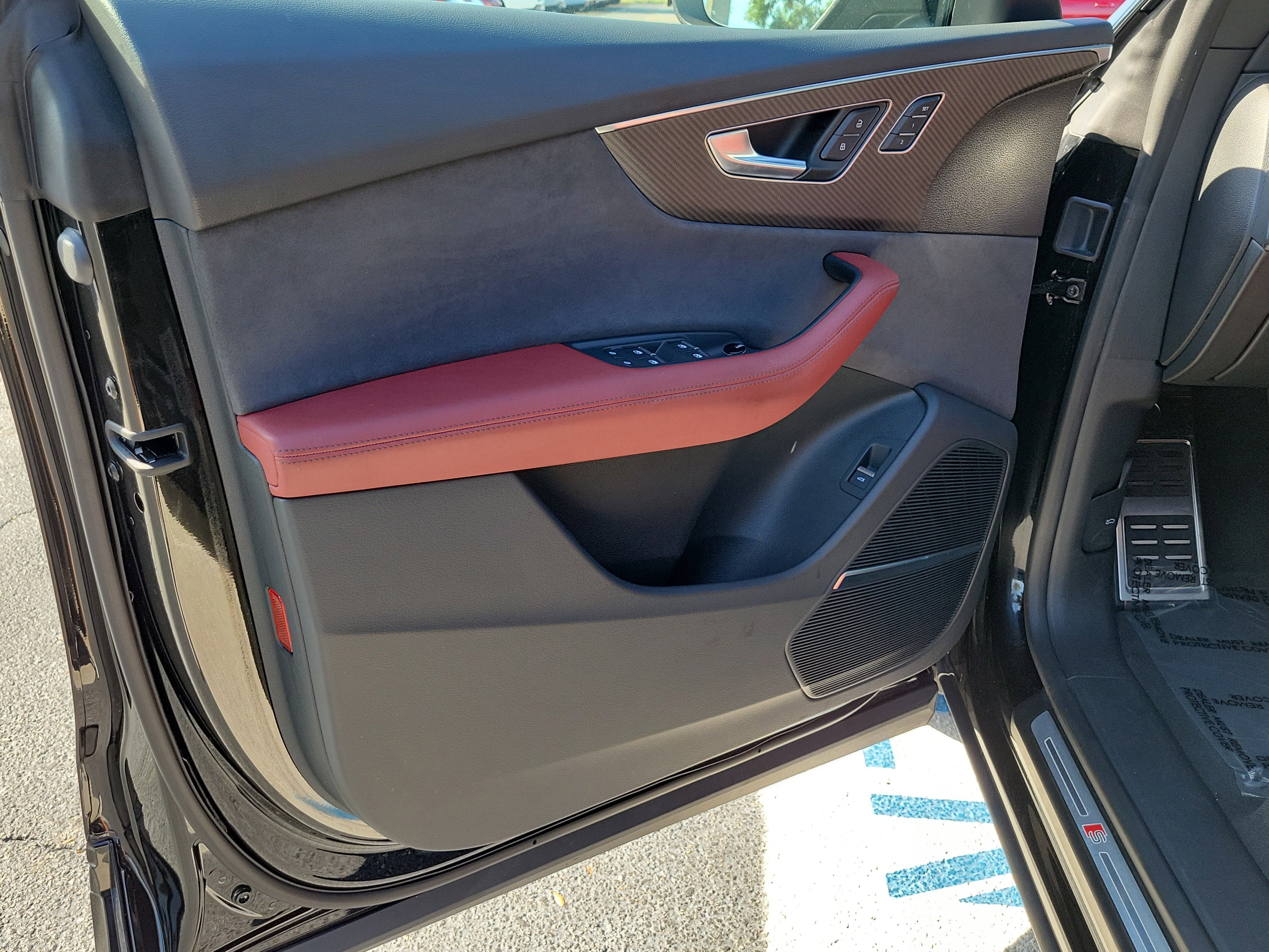Used 2024 Audi SQ8 Premium Plus image 18