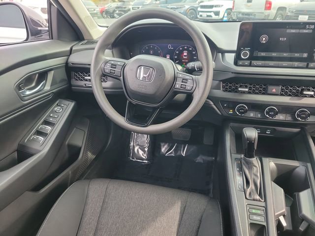 Certified 2025 Honda Accord SE image 10