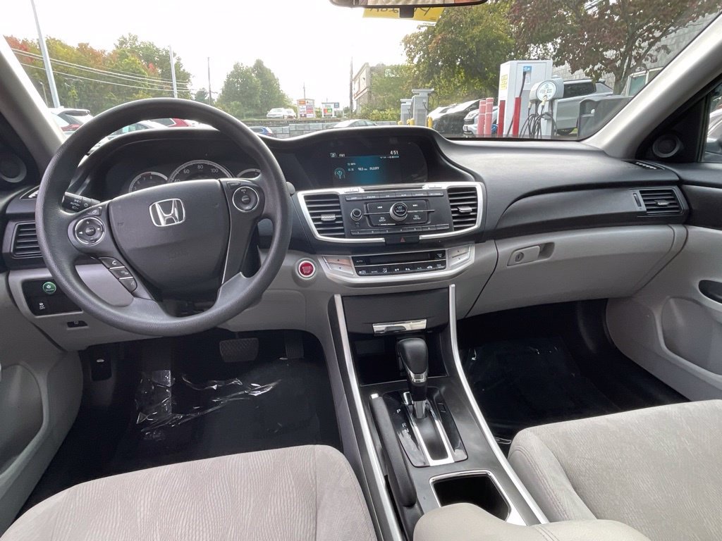 Used 2015 Honda Accord EX image 11