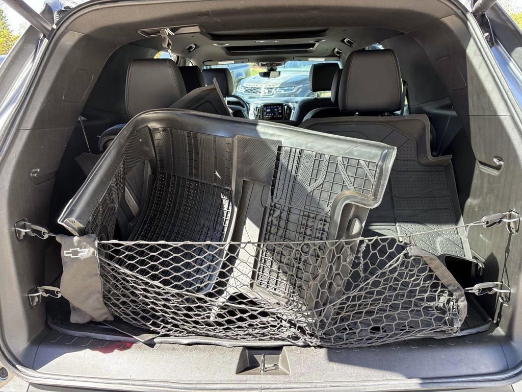 Used 2023 Chevrolet Traverse RS w/ LPO, Floor Liner Package image 9