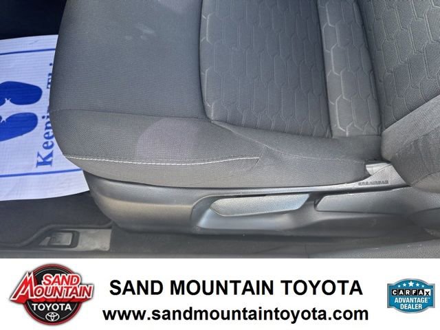 Used 2022 Toyota Corolla SE FWD image 16