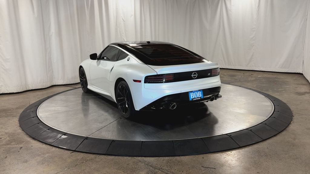 Used 2024 Nissan Z Performance w/ Floor Mat Package image 8