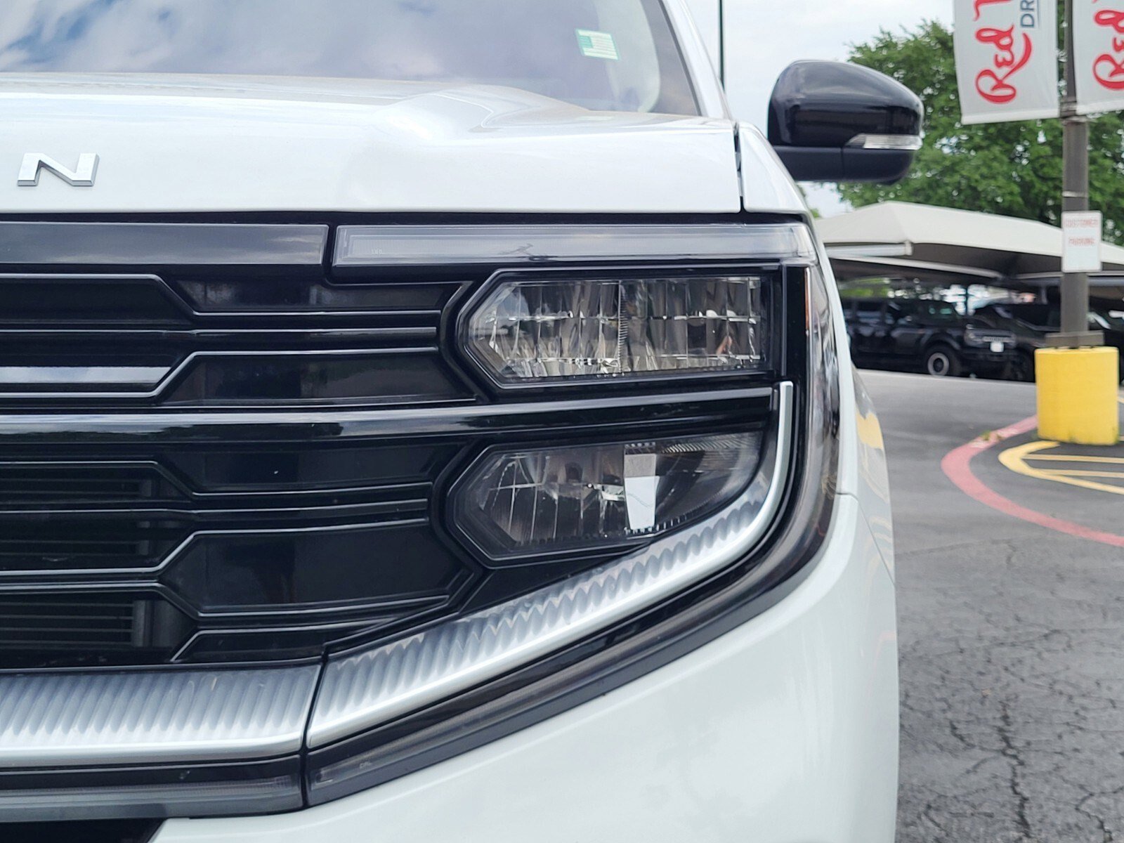 Certified 2025 Ford Expedition Platinum image 11