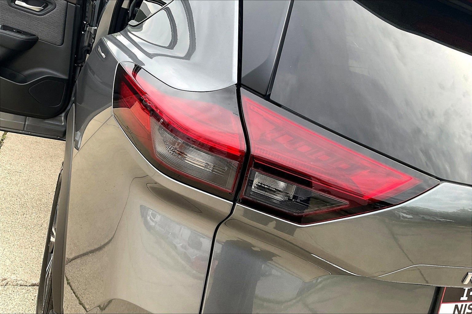 Certified 2023 Nissan Rogue SV image 37