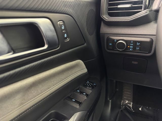 Certified 2024 Ford Mustang Convertible image 18