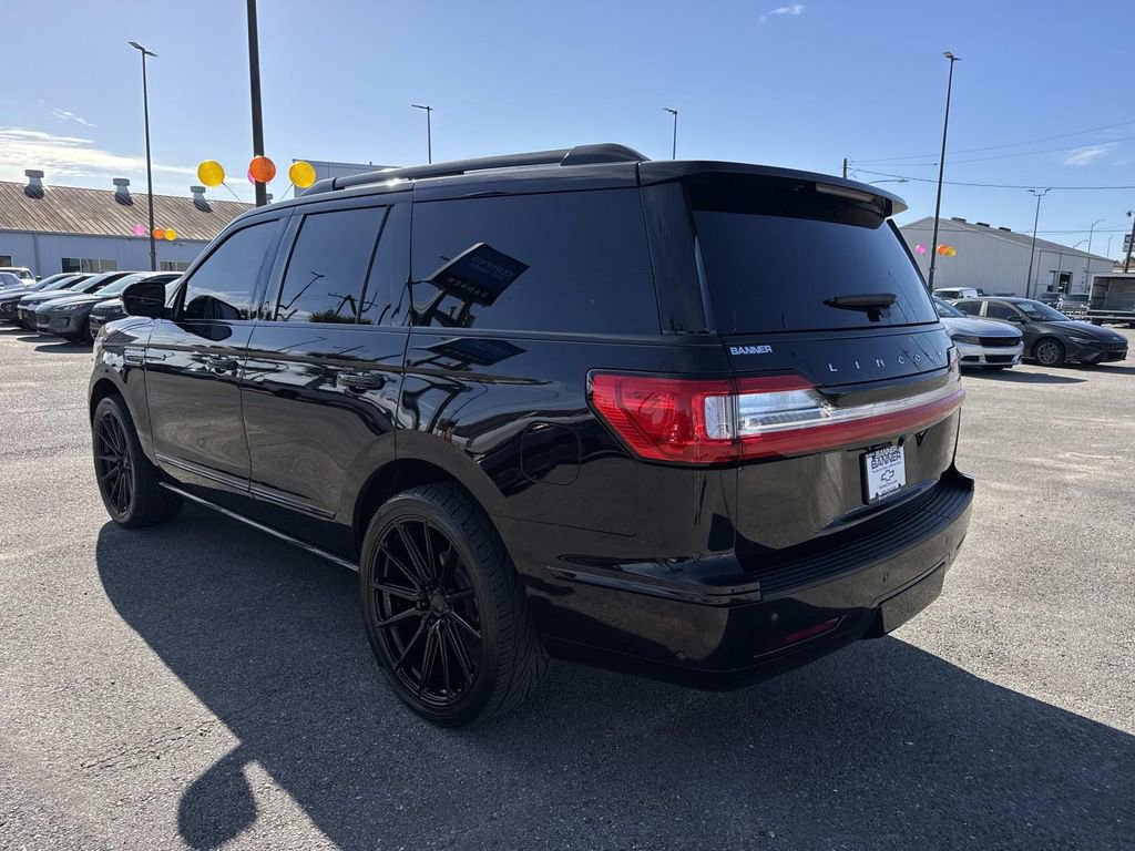 Used 2020 Lincoln Navigator Reserve w/ Equipment Group 208A Reserve image 5