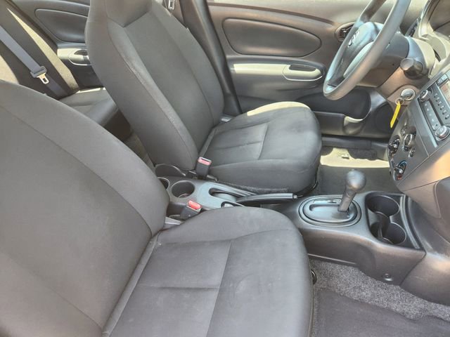 Used 2016 Nissan Versa S FWD image 14