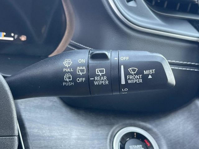 Used 2023 Jeep Grand Cherokee Limited AWD/4WD image 36