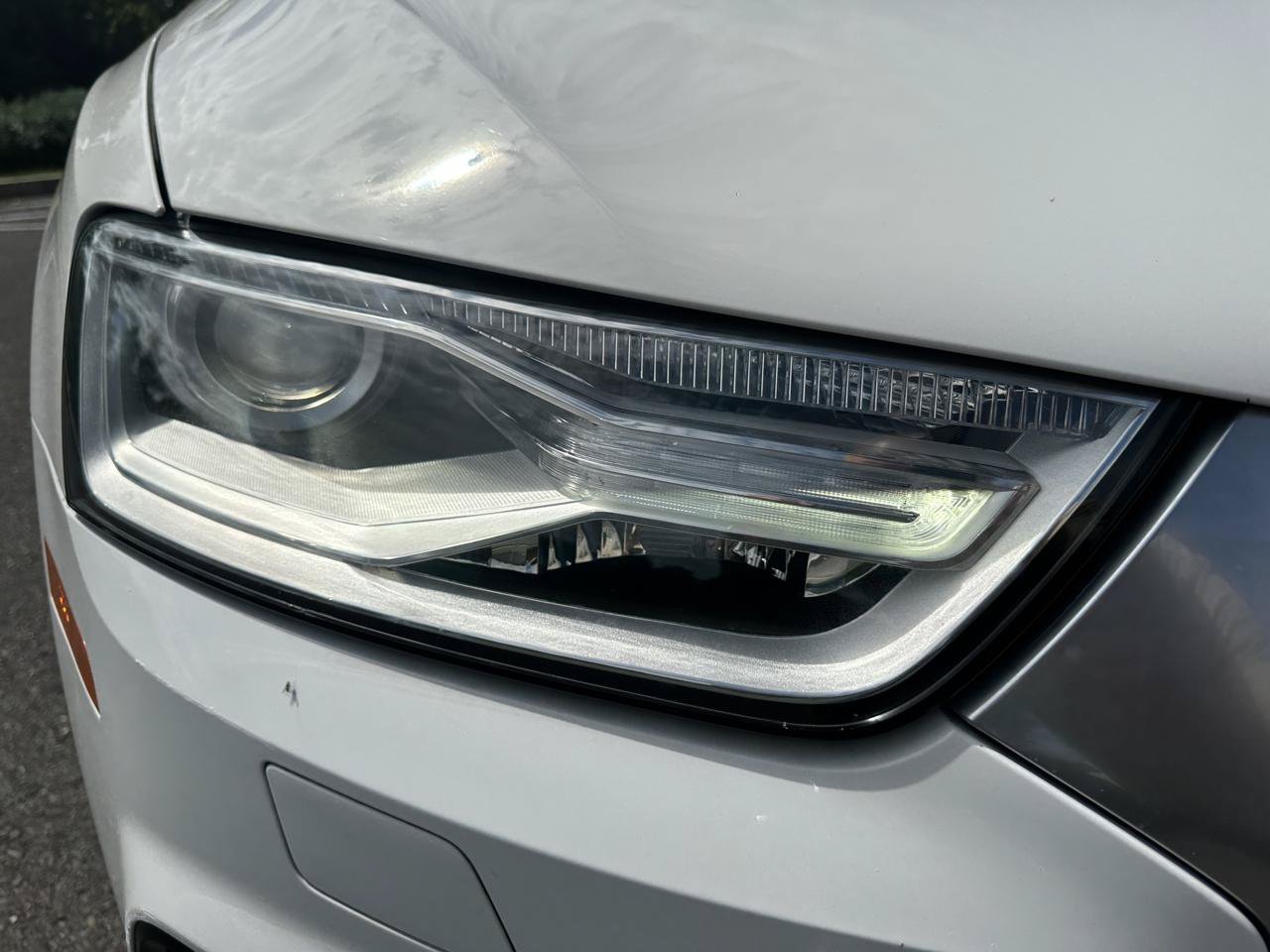 Used 2018 Audi Q3 2.0T Premium w/ Convenience Package AWD/4WD image 31
