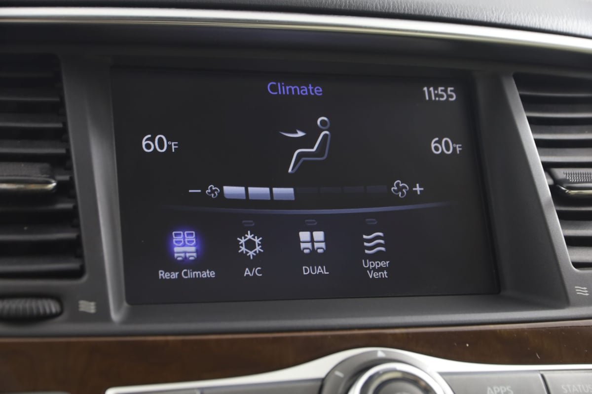 Used 2018 INFINITI QX80 4WD w/ Driver Assistance Package image 35