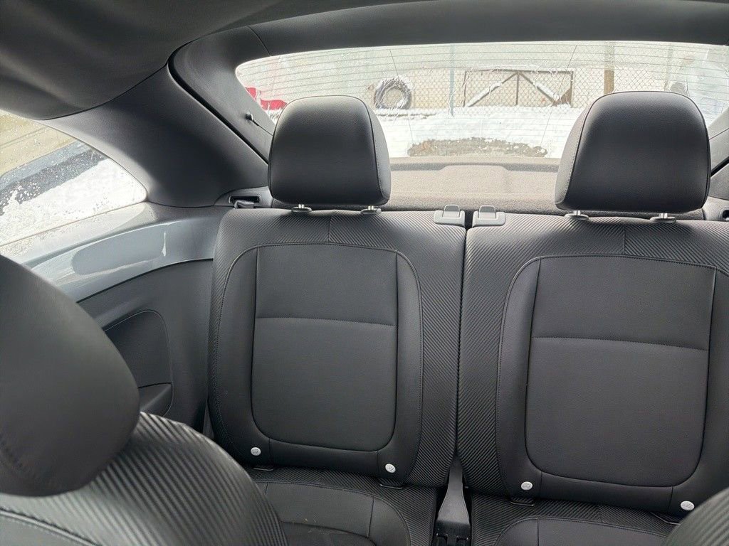 Used 2012 Volkswagen Beetle 2.5 image 10