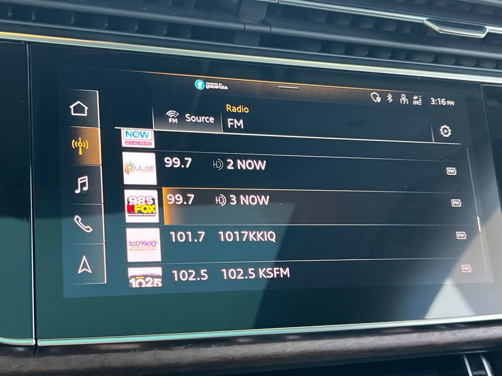 Used 2023 Audi Q8 Premium Plus w/ Premium Plus Package AWD/4WD image 18
