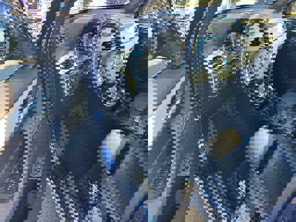 Used 2019 BMW X1 xDrive28i w/ Convenience Package image 9