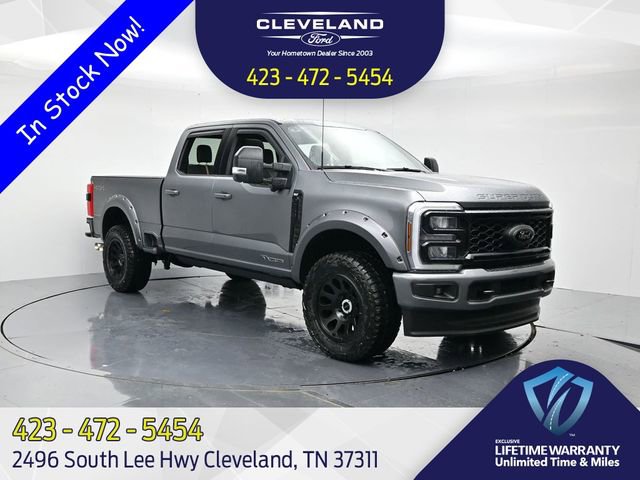 New 2025 Ford F250 XLT w/ Black Appearance Package