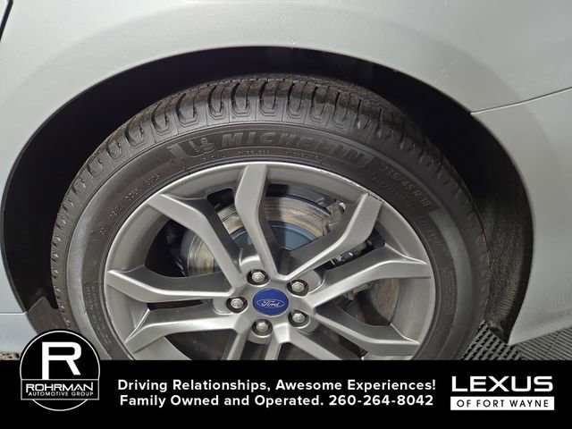 Used 2019 Ford Fusion Titanium image 11