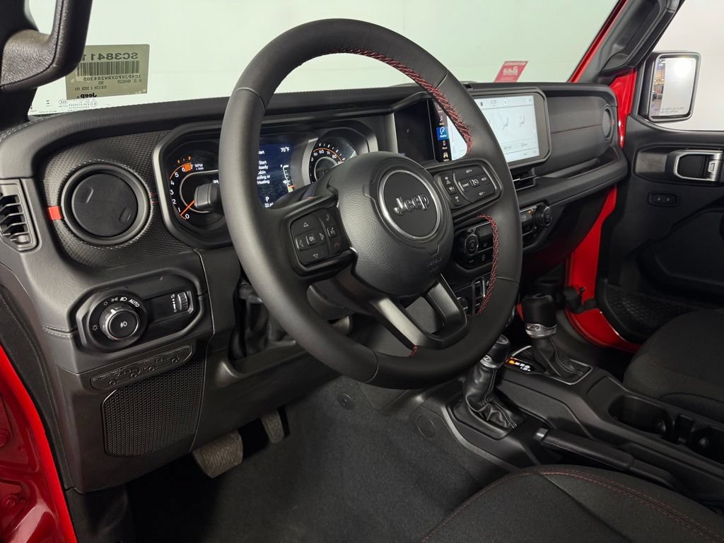 Used 2024 Jeep Wrangler Unlimited Rubicon AWD/4WD image 20