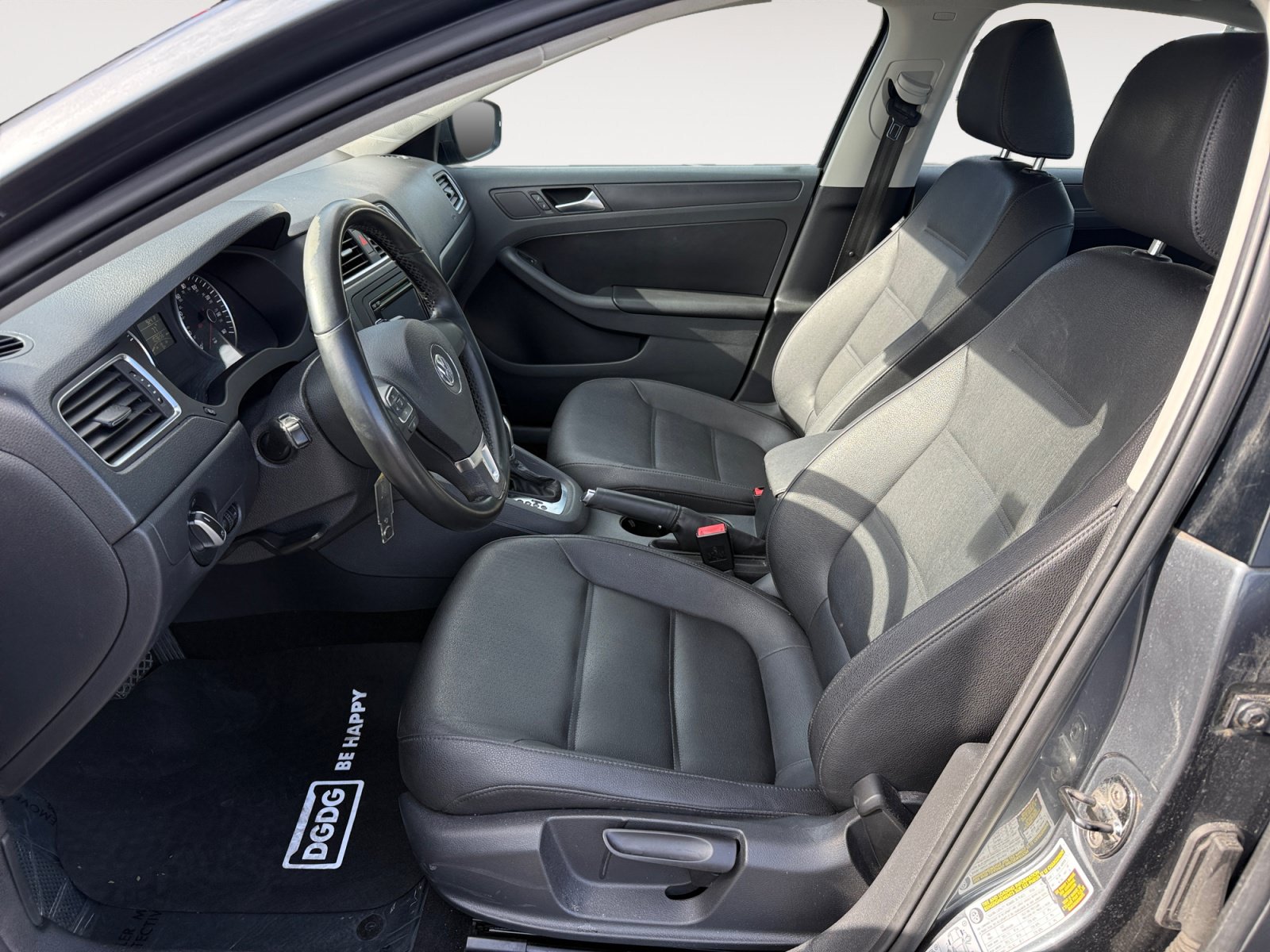 Used 2012 Volkswagen Jetta SE FWD image 10